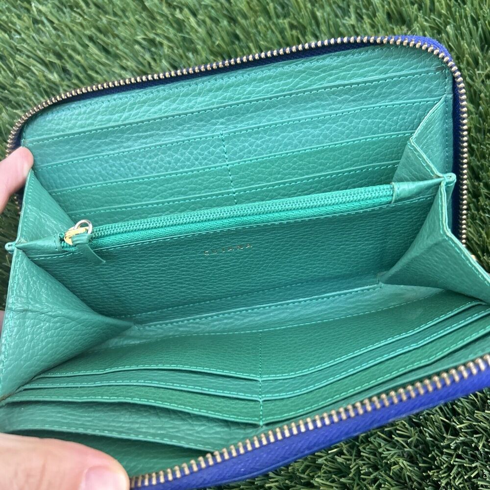 Cuyana Classic Zip Pebbled Leather Wallet Blue Green - Picture 5 of 12